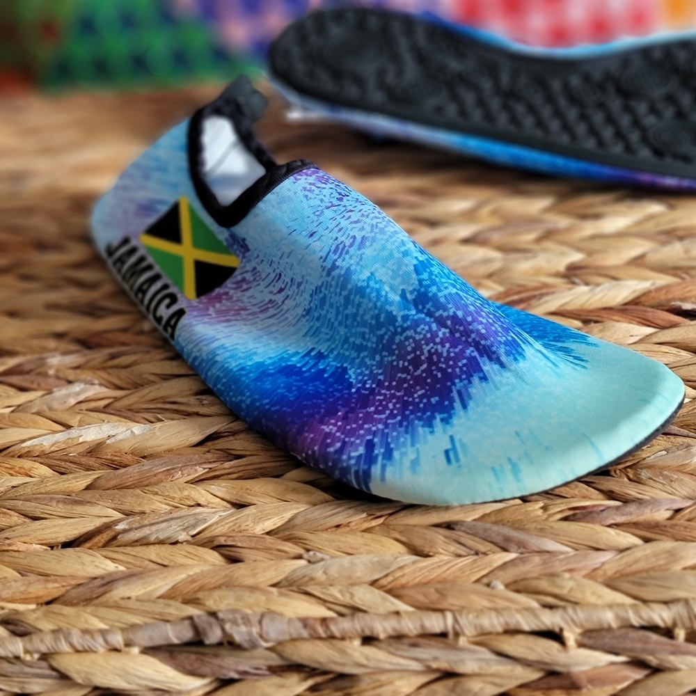 water shoes 🇯🇲
